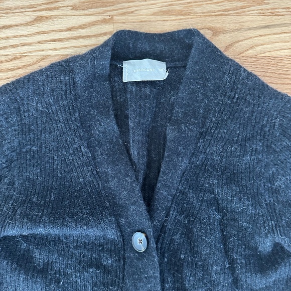 Everlane: The Oversized Alpaca Pocket Cardigan - Heather Black XX Small - Picture 3 of 6